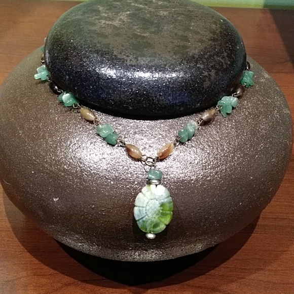 Vintage beaded necklace - Picture 2 of 5